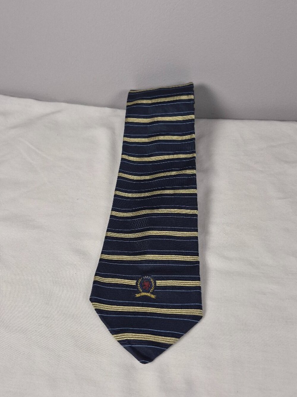Tommy Hilfiger Silk Tie Blue Gold Stripe Crest Logo USA 57x3.75 Preppy Classic